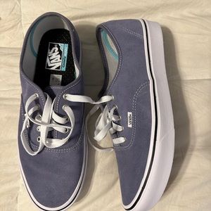 Men’s size 10.5 vans comfy Cush !